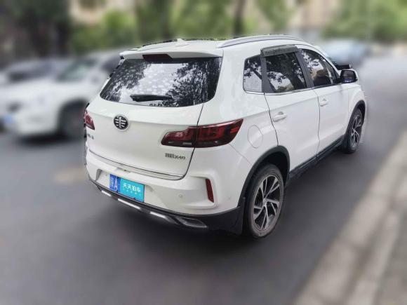 [上海·陕A] 二手奔腾奔腾X402019款 1.6L 自动豪华型 国VI