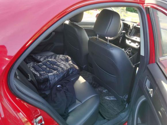 [嘉兴·浙F] 二手荣威荣威3602015款 1.5L 自动豪华版