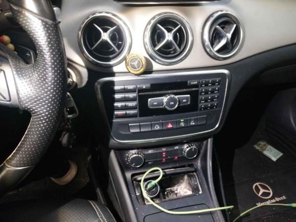 [无锡·苏B] 二手奔驰奔驰GLA2015款 GLA 200 时尚型