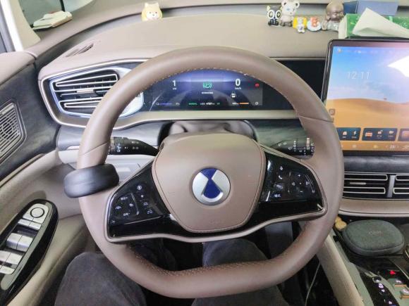 [武汉·鄂A] 二手腾势腾势D92022款 DM-i 1040 尊贵型