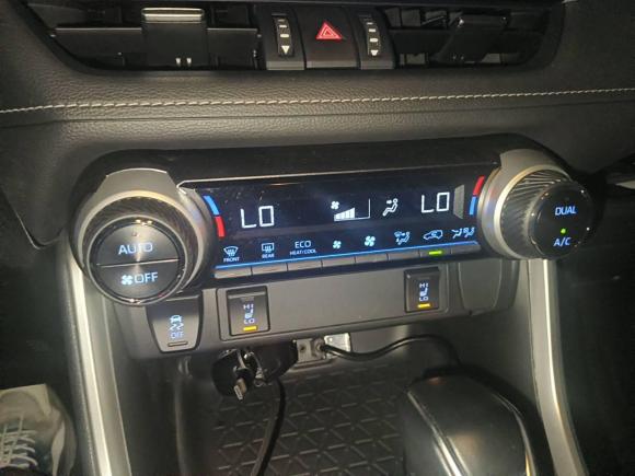 [上海·沪C] 二手丰田RAV4荣放2020款 双擎 2.5L E-CVT四驱精英PLUS版