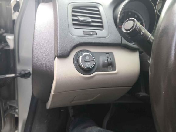 [无锡·苏B] 二手别克君威2011款 2.4L SIDI舒适版