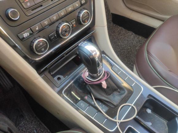 [上海·沪N] 二手大众帕萨特2013款 1.8TSI DSG尊荣版