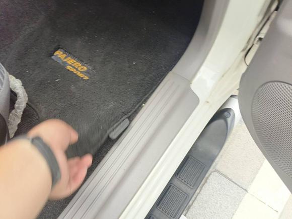 [成都·川A] 二手三菱帕杰罗·劲畅2011款 3.0L 运动导航版