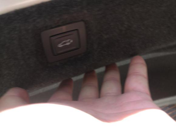 [上海·沪A] 二手凯迪拉克凯迪拉克CT62017款 28T 领先型