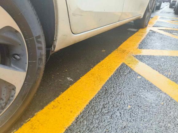 [佛山·粤E] 二手丰田雷凌2017款 改款双擎 1.8H GS E-CVT精英天窗版 国V