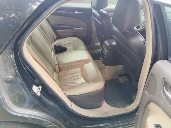 [苏州·苏E] 二手克莱斯勒克莱斯勒300C2014款 3.0L 卓越版