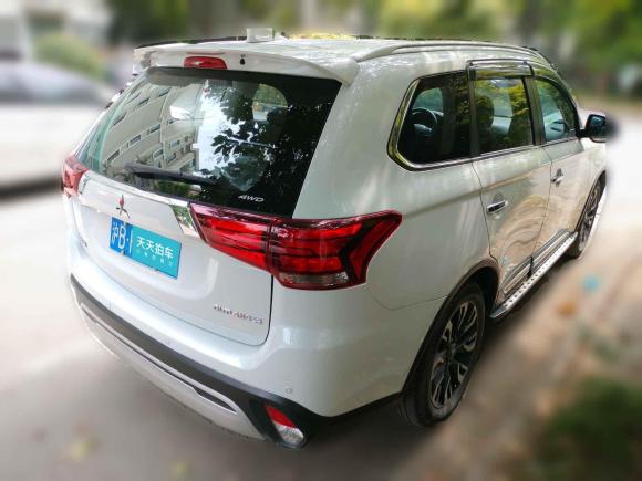 [上海·沪B] 二手三菱欧蓝德2019款 2.4L 四驱致享版 7座 国VI