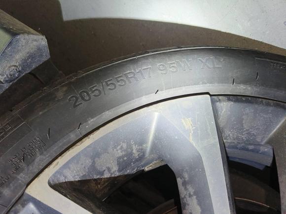 [湖州·浙E] 二手奇瑞艾瑞泽GX2018款 1.5T CVT型色版 国V