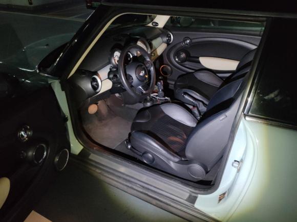 [上海·沪L] 二手MINIMINI2011款 1.6L COOPER Excitement