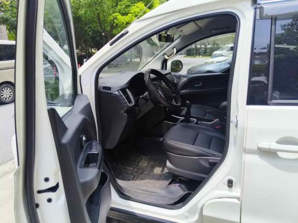 [上海·苏U] 二手金杯金海狮M2022款 1.5L 旅行狮客车 7座