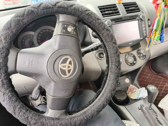 [成都·川T] 二手丰田RAV4荣放2010款 2.4L 自动豪华升级版