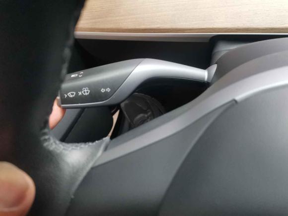 [深圳·粤B] 二手特斯拉Model 32021款 标准续航后驱升级版