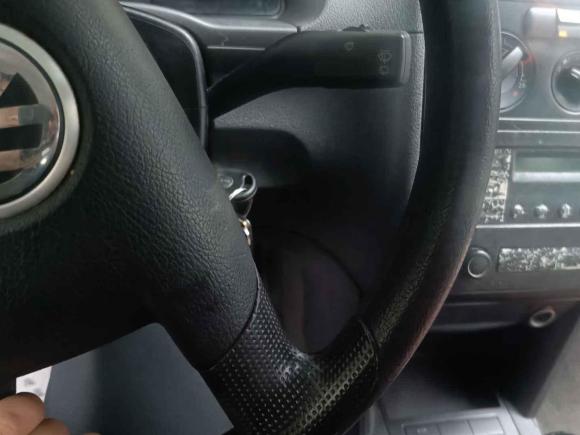 [上海·苏E] 二手大众开迪2005款 1.6L 功能型5座