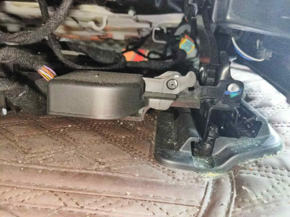 [西安·陕U] 二手奔驰奔驰C级2022款 C 200 L 运动版