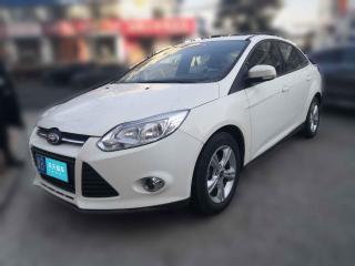 福特福克斯2012款三厢1.6L自动风尚型