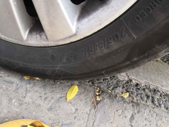 [无锡·苏B] 二手荣威荣威3602018款 PLUS 1.5L 手动尊享版