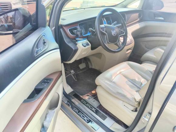 [济南·鲁A] 二手别克别克GL82017款 25S 豪华型 国V