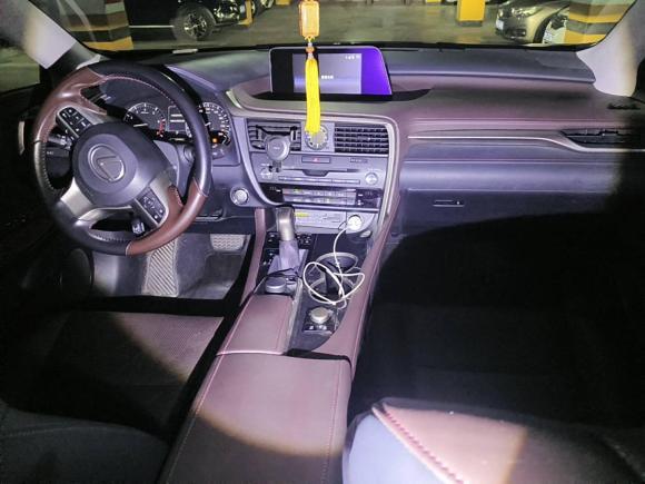 [上海·沪B] 二手雷克萨斯雷克萨斯RX2016款 300 两驱舒适版 国V