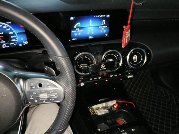 [杭州·浙A] 二手奔驰奔驰A级2019款 A 180 L 运动轿车