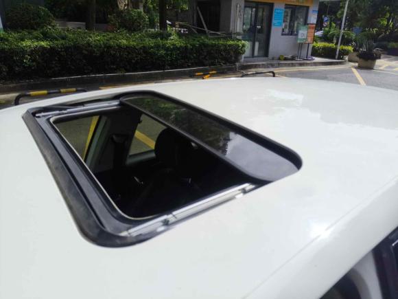 [深圳·粤B] 二手大众高尔夫2011款 1.4TSI 自动舒适型