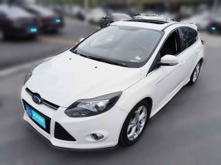 福特福克斯2012款 两厢 2.0L 手动豪华运动型