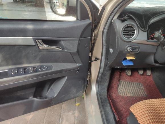 [广州·皖A] 二手荣威荣威3502014款 1.5L 手动迅驰版