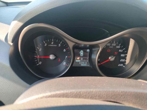 [济南·鲁A] 二手海马海马S52014款 1.6L 手动智尊型