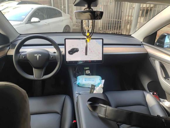 [上海·沪A] 二手特斯拉Model Y2021款 标准续航后驱版