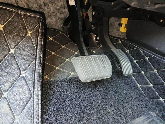 [宁波·浙B] 二手比亚迪秦新能源2017款 1.5T 尊贵型