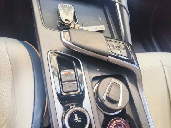 [义乌·皖K] 二手长安长安UNI-T2022款 1.5T 尊贵型