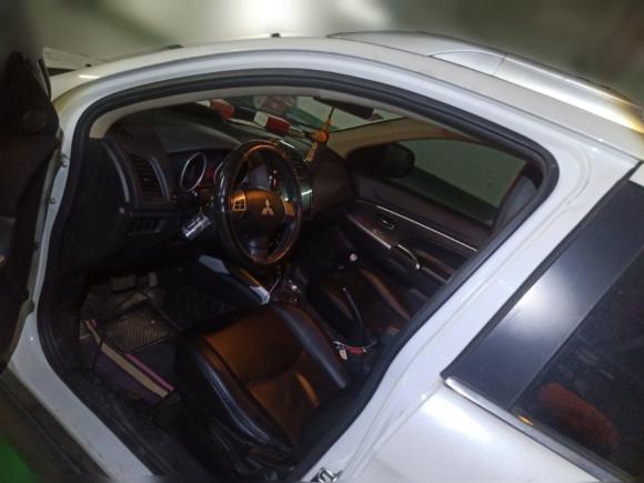 [深圳·粤N] 二手三菱劲炫ASX2016款 2.0L CVT两驱卓越版