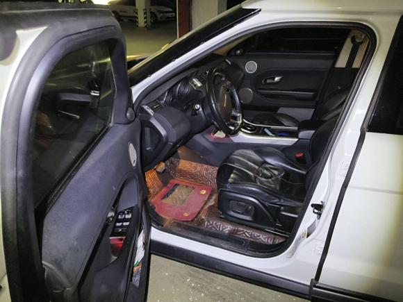 [合肥·皖A] 二手路虎揽胜极光2014款 2.0T 5门耀享版