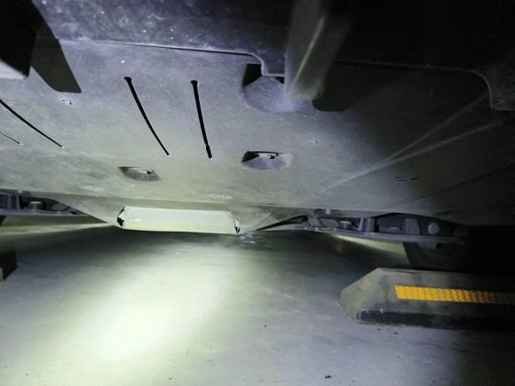 [上海·沪A] 二手宝马宝马i32022款 eDrive 35 L