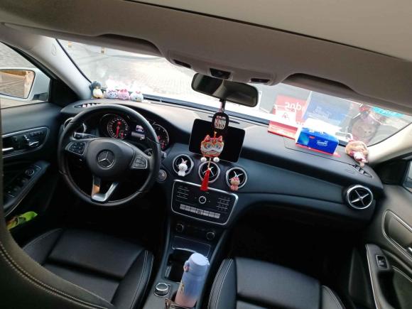 [苏州·苏E] 二手奔驰奔驰GLA2018款 GLA 200 动感型