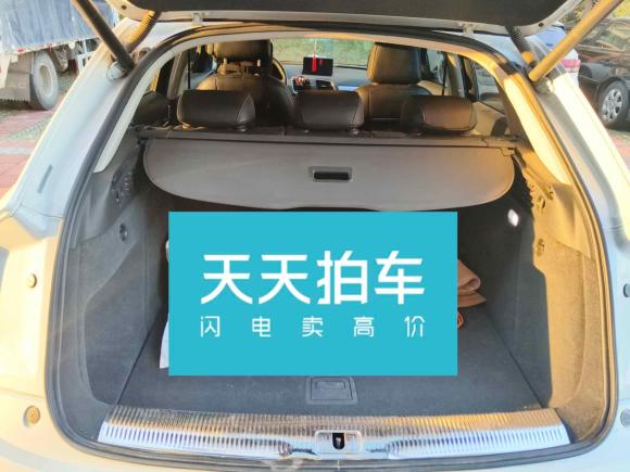 [武汉·鄂A] 二手奥迪奥迪Q32016款 30 TFSI 标准型