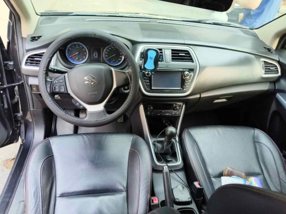 [武汉·鄂A] 二手铃木锋驭2014款 1.6L 手动两驱精英型