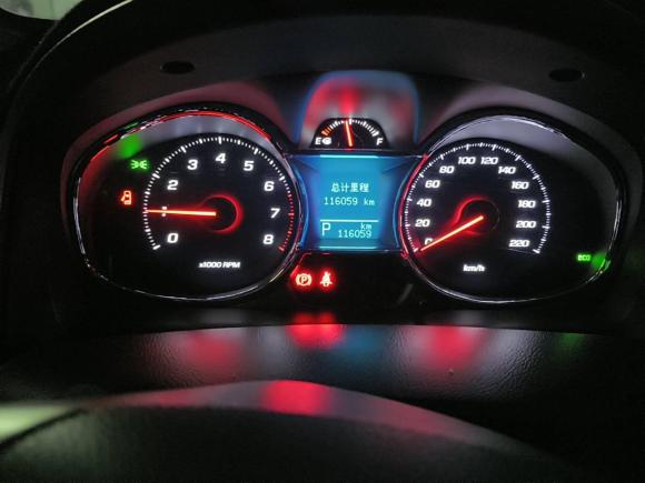 [佛山·粤X] 二手雪佛兰科帕奇2015款 2.4L 四驱旗舰版 7座