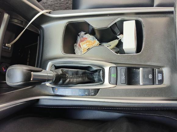 [上海·沪F] 二手本田雅阁2018款 260TURBO 精英版 国V