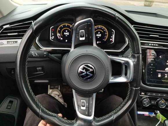 [上海·鄂N] 二手大众途观L2021款 330TSI 自动两驱R-Line越享版