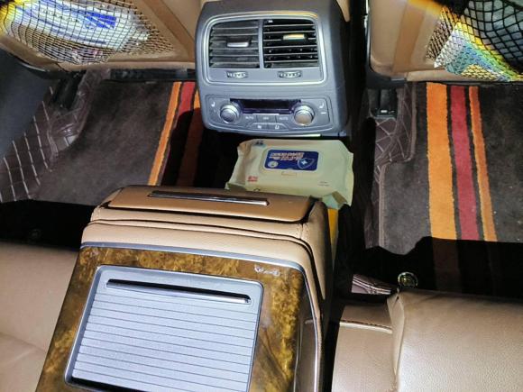 [南京·苏A] 二手奥迪奥迪A6L2016款 30 FSI 舒适型