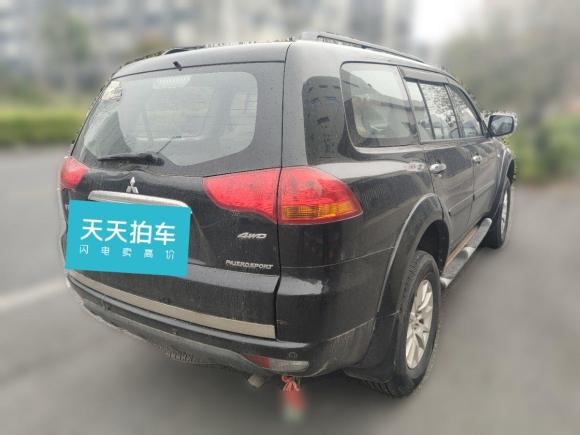 [南京·苏A] 二手三菱帕杰罗·劲畅2013款 3.0L 自动四驱行政版