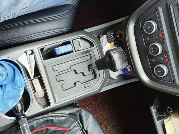 [杭州·浙A] 二手奔腾奔腾X802017款 2.0L 自动技术型