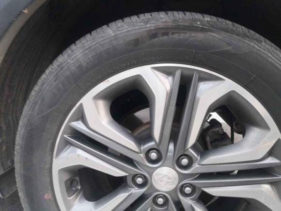 [北京·京A] 二手现代途胜2015款 1.6T 双离合两驱领先型