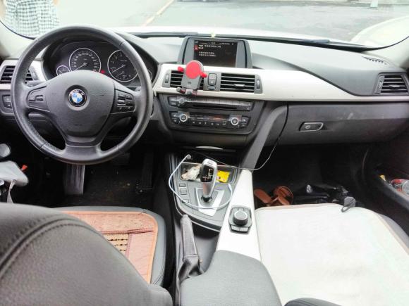 [佛山·沪A] 二手宝马宝马3系2015款 320i 超悦版时尚型