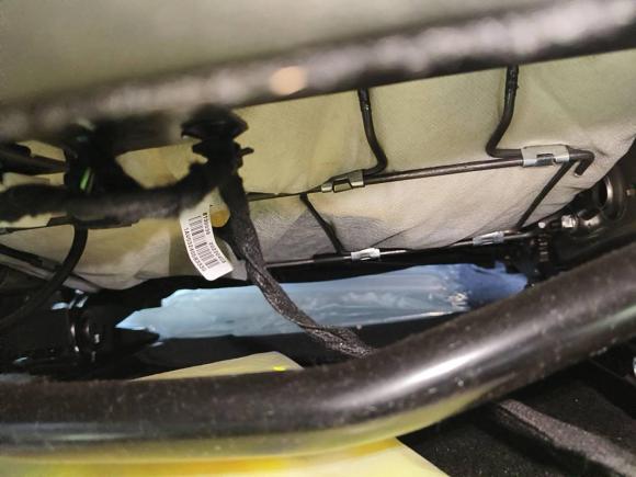 [青岛·鲁B] 二手宝骏宝骏KiWi EV2022款 艺术家轻享版 三元锂