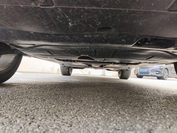 [上海·苏U] 二手大众途观X2022款 330TSI 两驱尊崇旗舰版