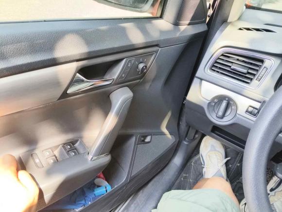 [上海·鲁B] 二手大众朗逸2013款 改款经典 1.6L 自动舒适版