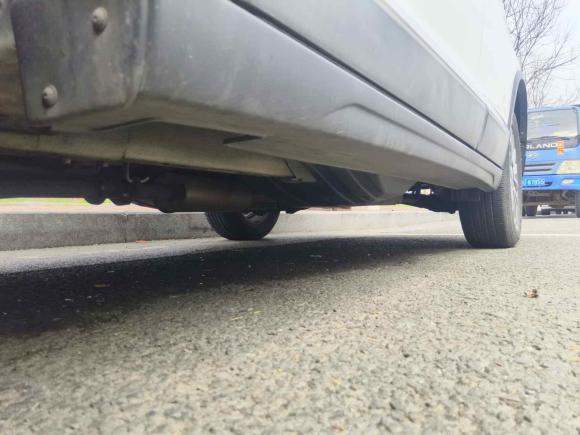 [青岛·鲁B] 二手哈弗哈弗H62017款 红标 运动版 1.5T 自动两驱豪华型