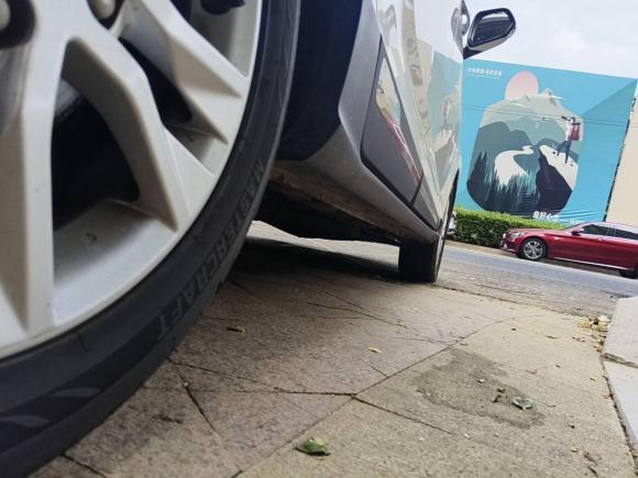 [青岛·鲁B] 二手宝骏宝骏7302016款 1.8L iAMT舒适型 7座